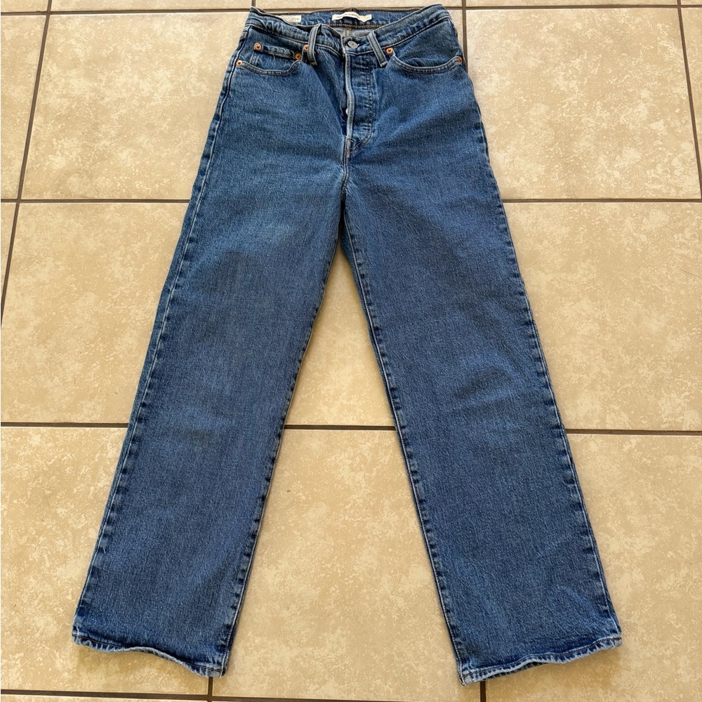 Levi's Women's Ribcage Blue Jeans 27